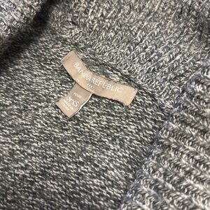 Banana Republic Knitted Heather Grey Cardigan